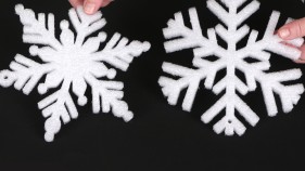 Foam snowflake design